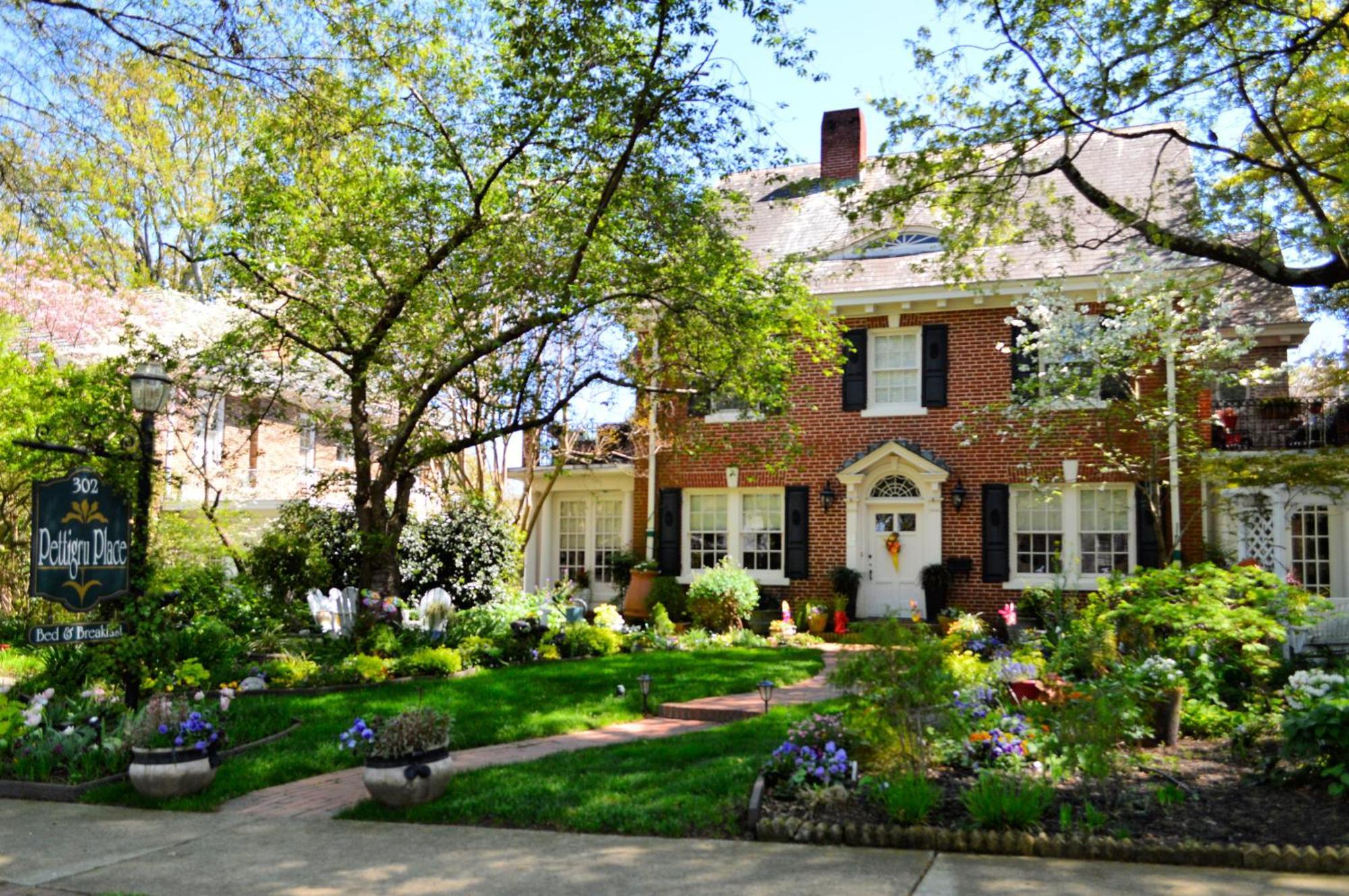 Pettigru Place Bed & Breakfast Greenville Eksteriør bilde